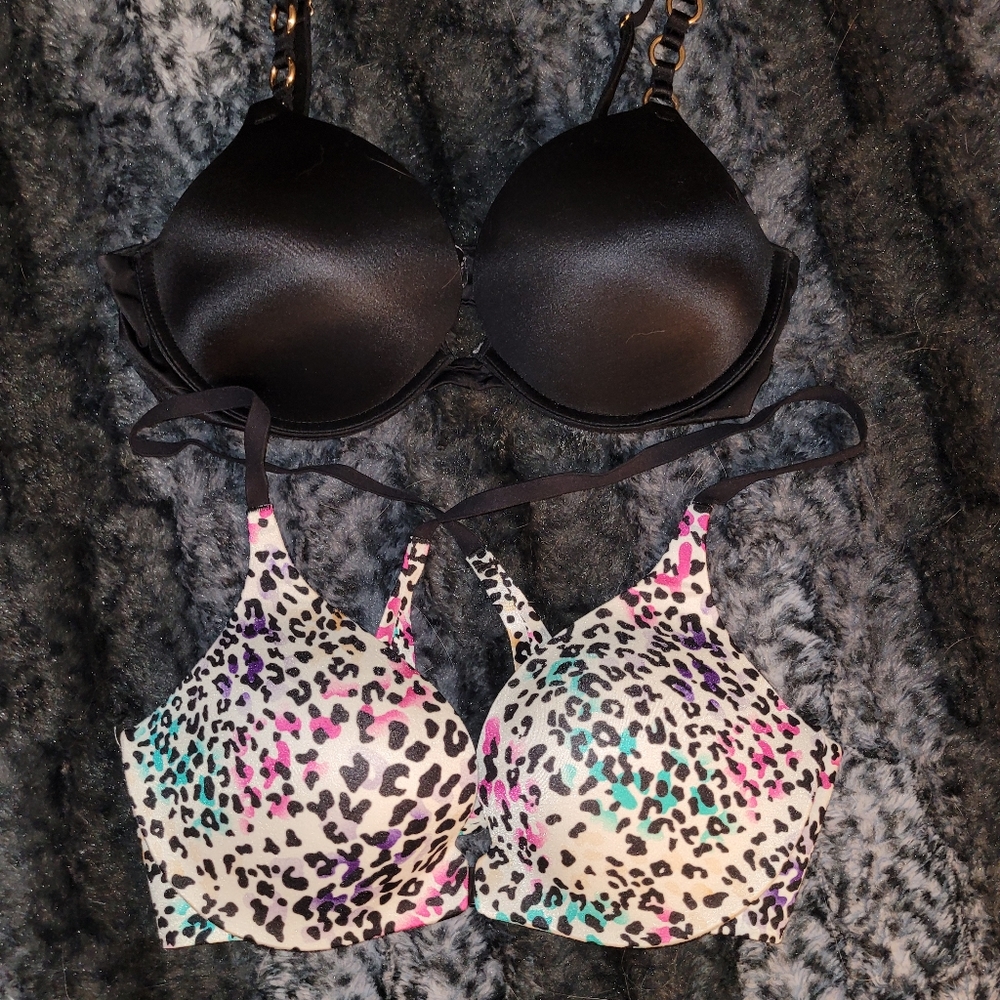 Bundle of 2 Discountinued Victoria's Secret Push-Up Bras- 34C